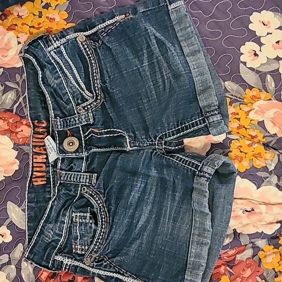 Jean short  hyuraulic size 0 - Picture 2 of 4
